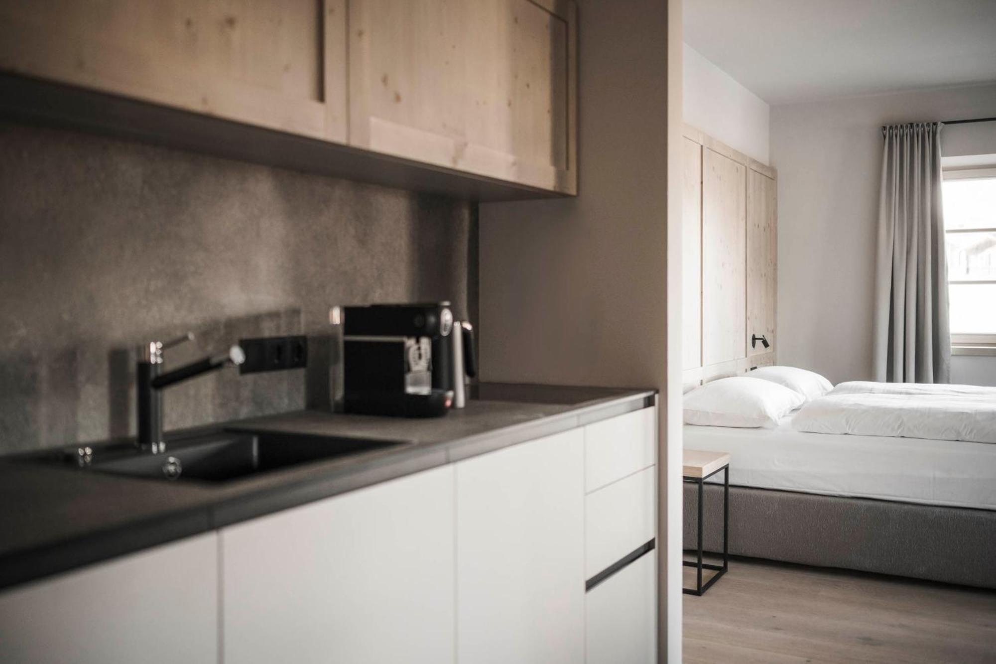 Hofergut Suites & Apartments Riscone Exteriér fotografie